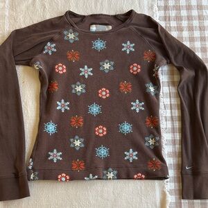 Nike Brown apres ski Long Sleeve Women's Top